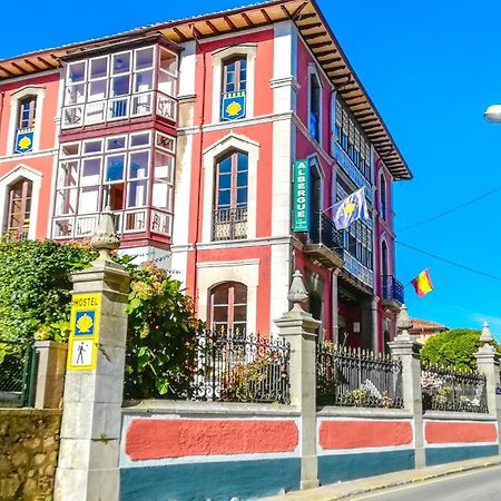 Albergue La Casona Del Peregrino Льянес Экстерьер фото